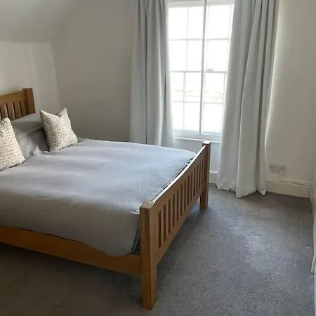 Grade II Listed Cottage - Free Parking Salisbury Exterior photo